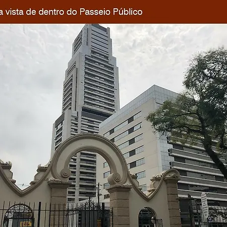 Apartamento Super Bem Decorado Em Frente Ao Shopping Curitiba Exterior photo