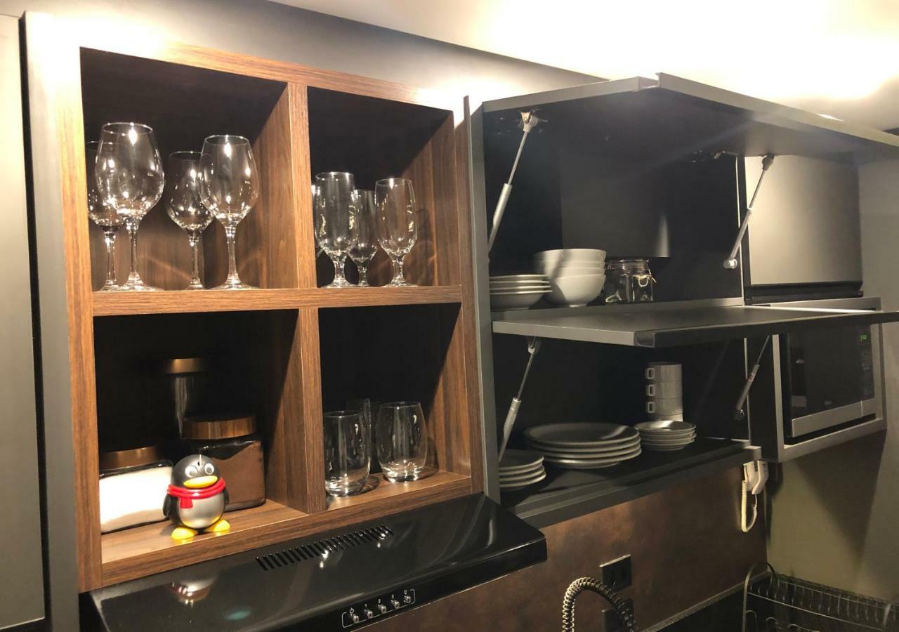 Apartamento Super Bem Decorado Em Frente Ao Shopping Curitiba